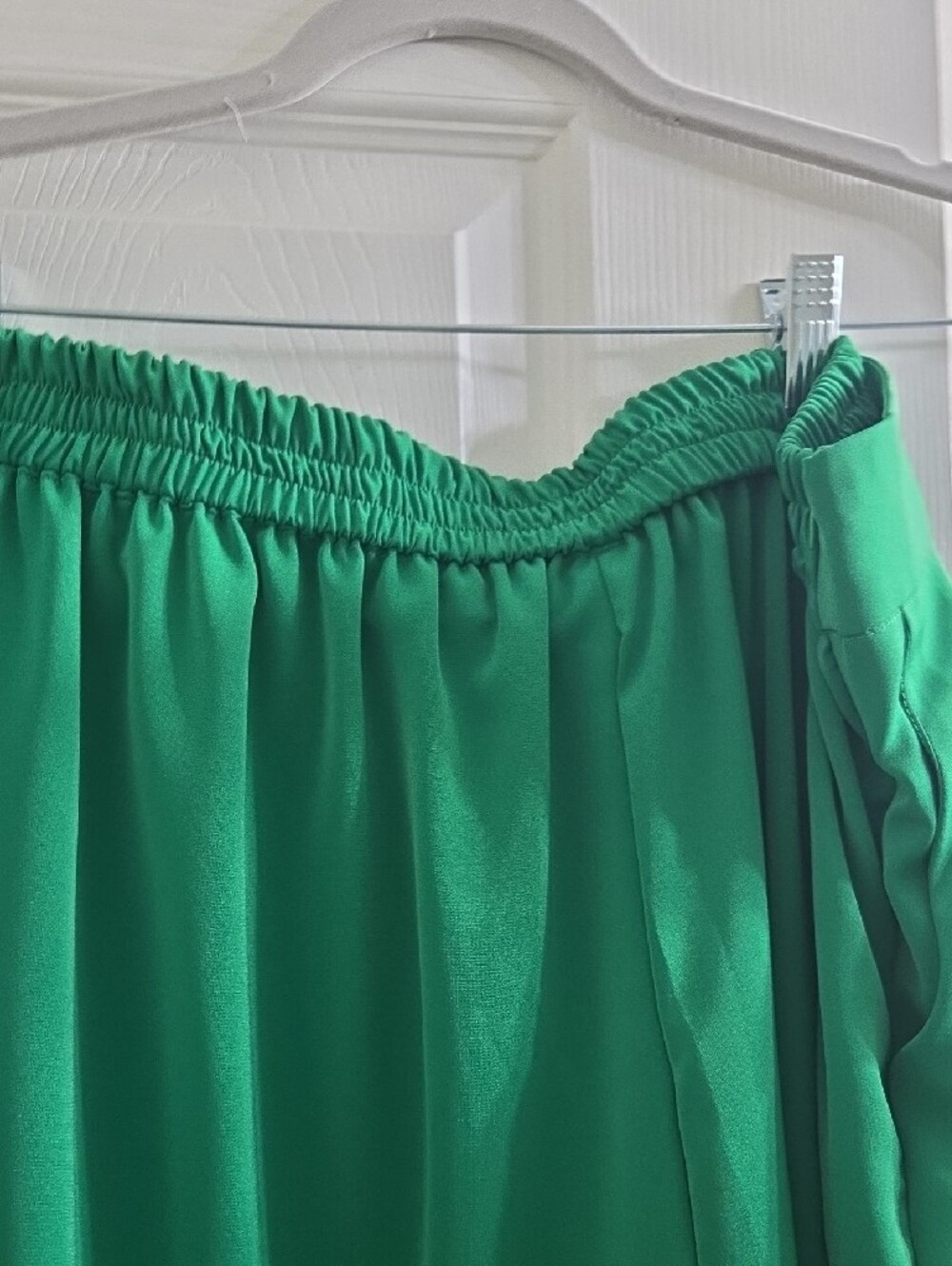 SHEIN Green Wide-Leg Pants with Printed Chiffon Blouse - Picture 7 of 11